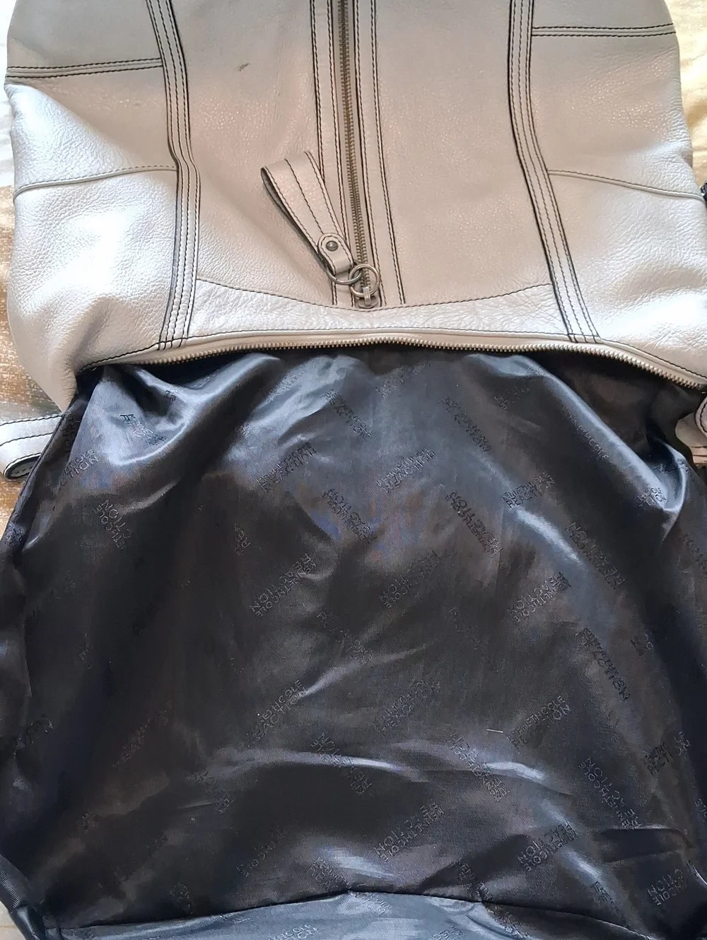 Reaction Kenneth Cole Taupe/Gray Pebbled Leather Slouchy Hobo Bag